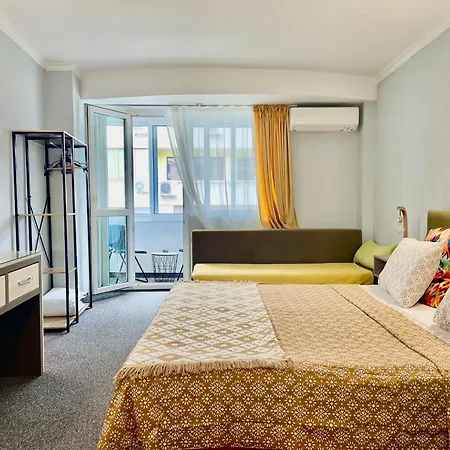 Hotel White Rose Guest 2*