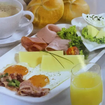 White Rose Guest Hotell