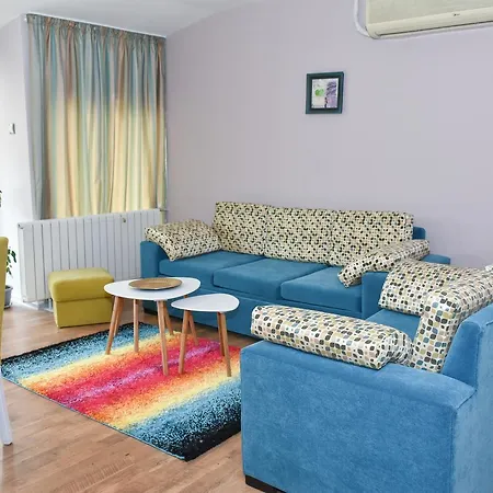 White Rose Guest Burgas