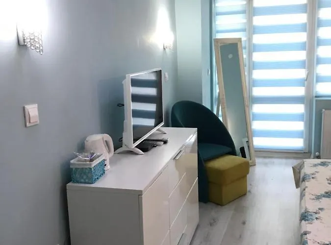 Hotell White Rose Guest 2*