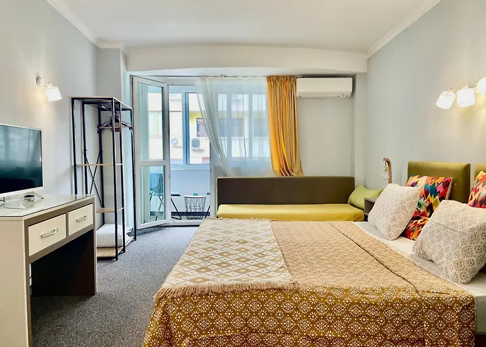 Hotell White Rose Guest 2*