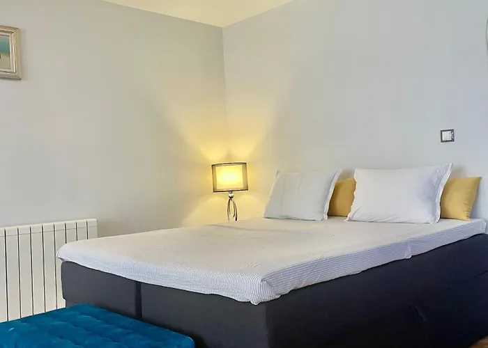 Hotell White Rose Guest