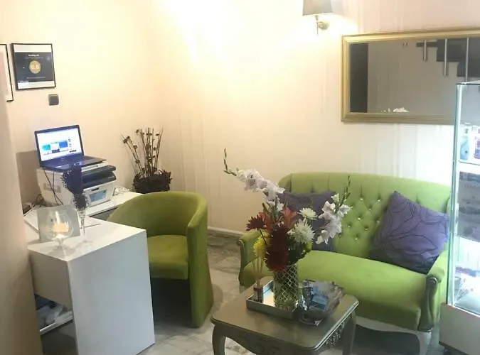 Hotell White Rose Guest