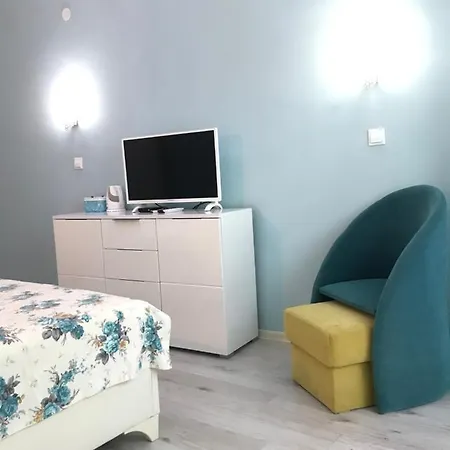 Отель White Rose Guest Бургас