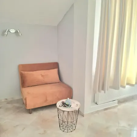 White Rose Guest 2* Burgaz