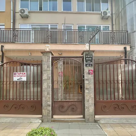 White Rose Guest Otel Burgaz