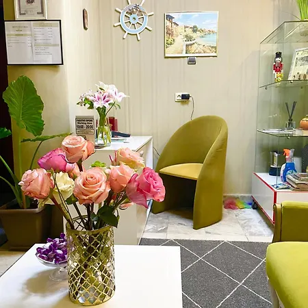 Otel White Rose Guest