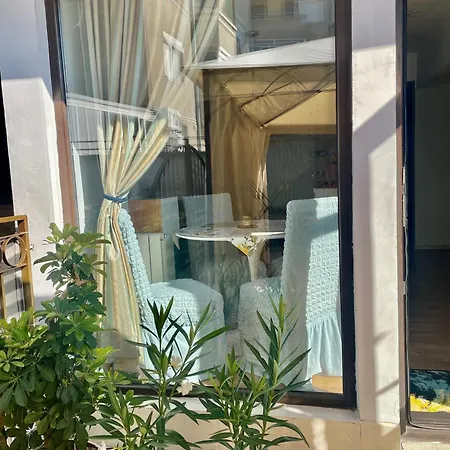 Otel White Rose Guest Burgaz