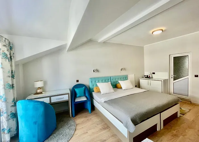 White Rose Guest 2* Бургас